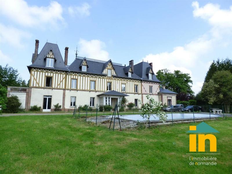 Demeure - 700 m² - 18 pièces