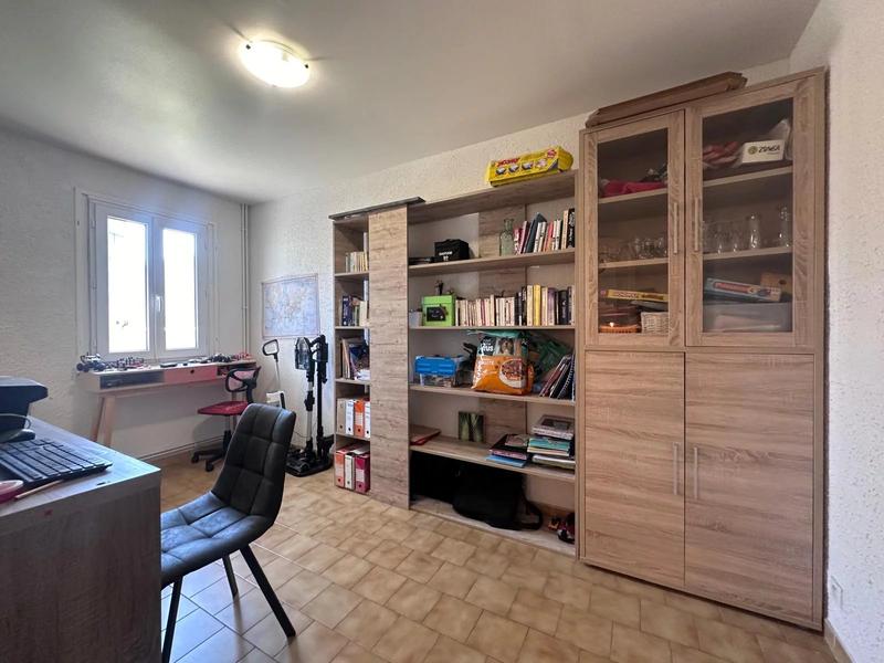 Maison - 96 m² - 5 pièces