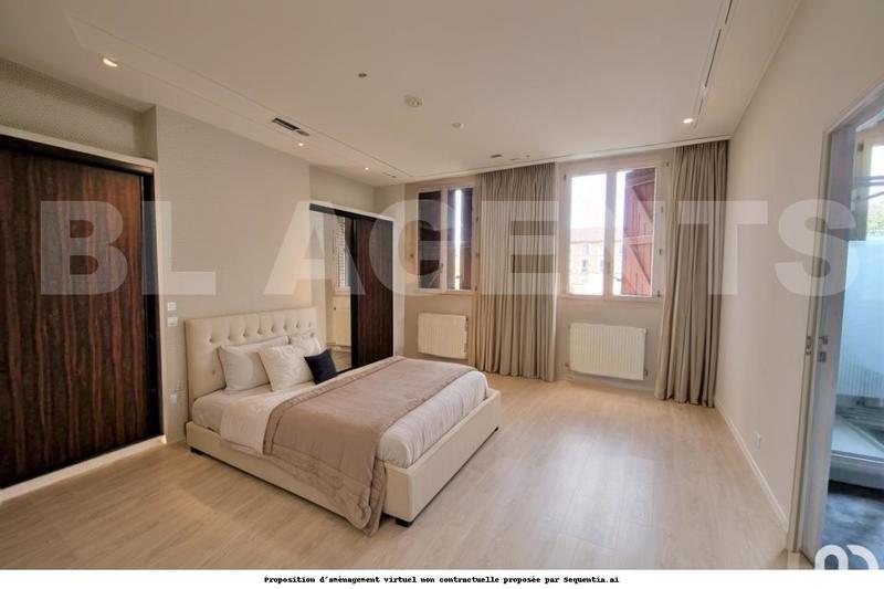 Maison - 190 m² - 5 pièces