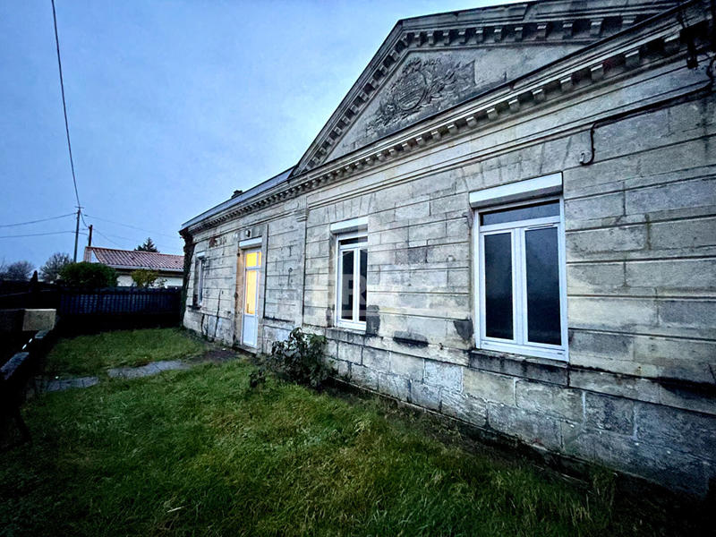 Maison - 98 m² - 4 pièces