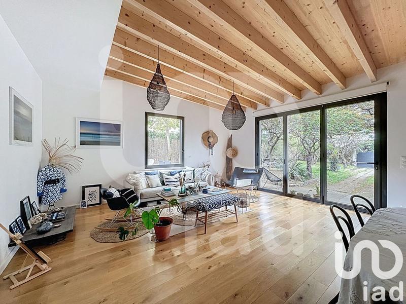 Maison - 175 m² - 7 pièces