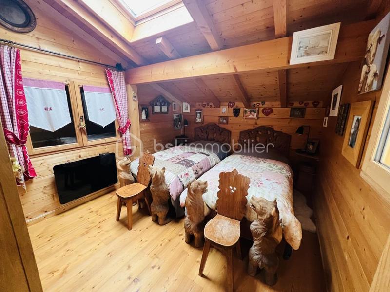 Châlet - 350 m² - 9 pièces