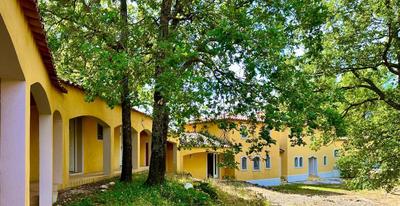 Propriété - 540 m² - 15 pièces