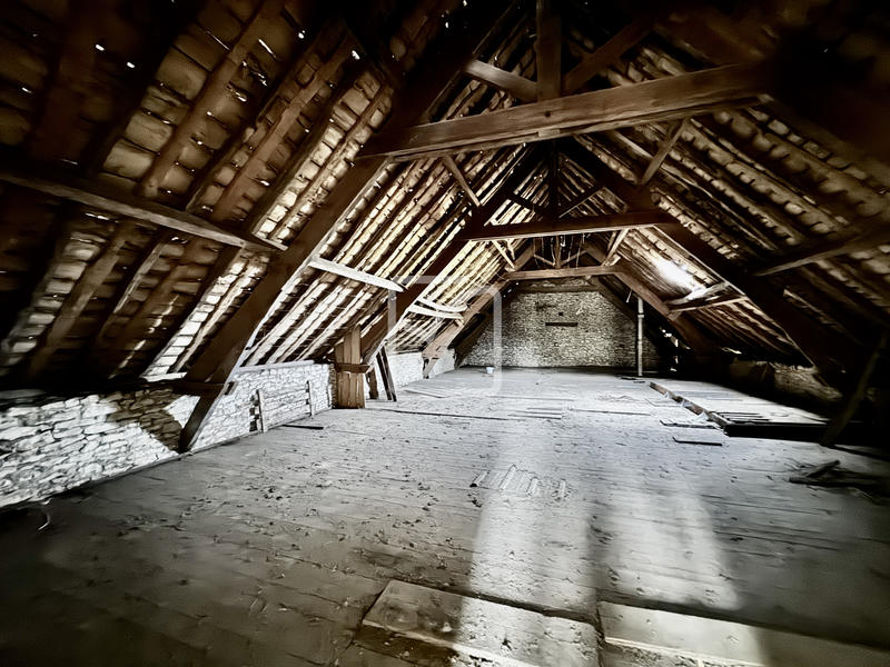 Maison - 128 m² - 9 pièces