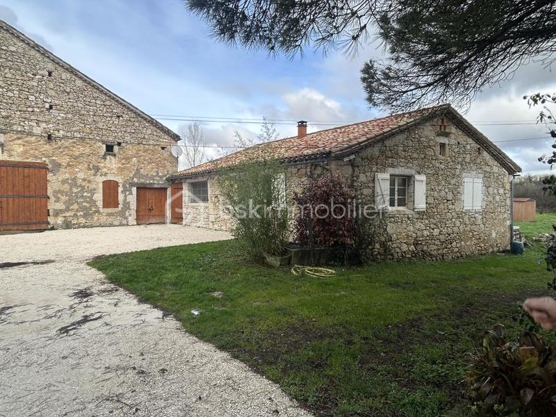 Gîte - 349 m² - 11 pièces