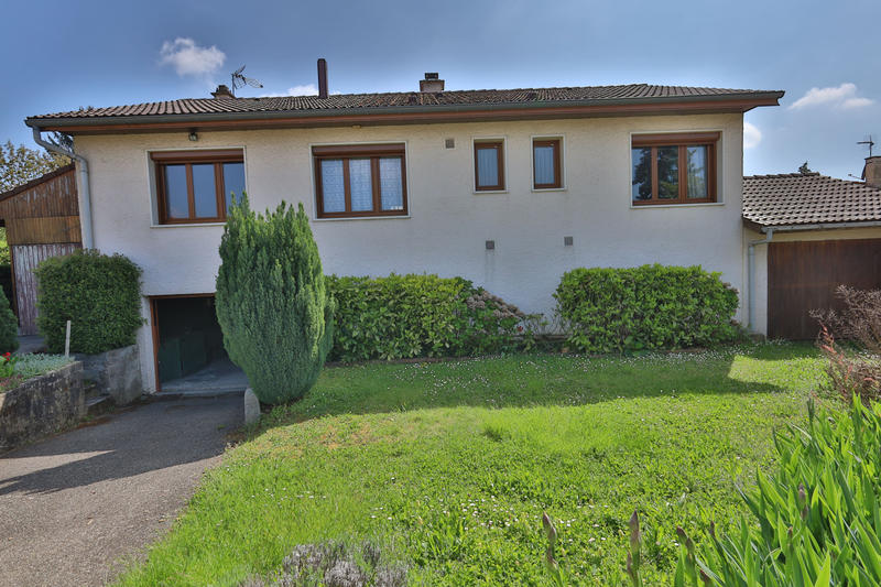 Maison - 95 m² - 4 pièces