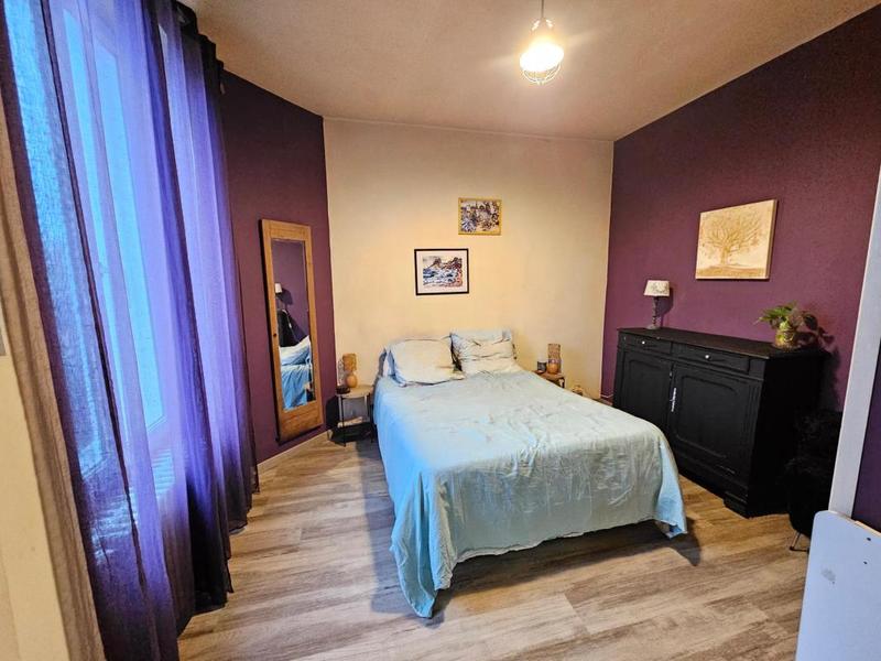 Maison - 99 m² - 5 pièces