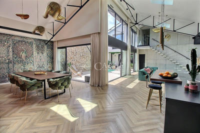 Maison contemporaine - 220 m² - 6 pièces