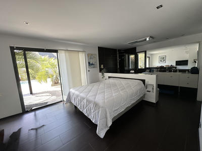 Villa - 200 m² - 5 pièces