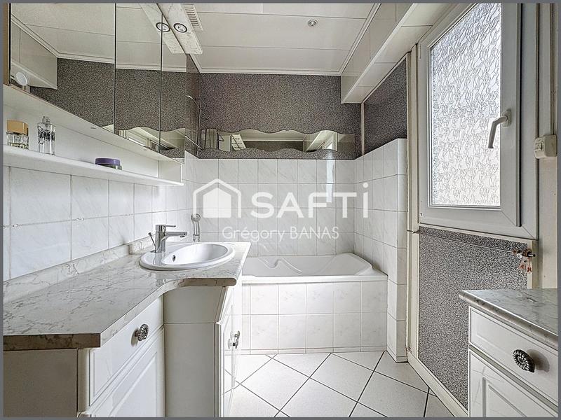 Maison - 130 m² - 4 pièces