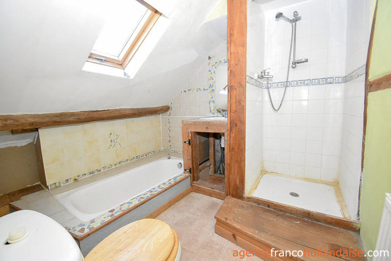 Maison - 143 m² - 6 pièces
