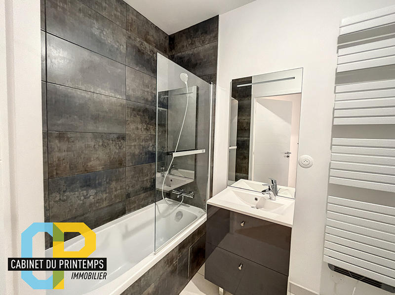 Appartement - 97 m² - 4 pièces