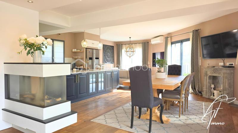 Maison d'architecte - 200 m² - 6 pièces