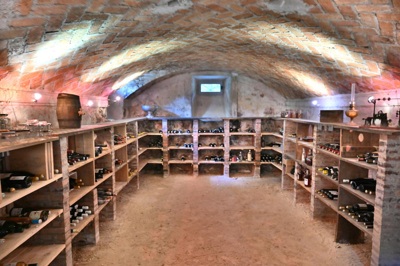 Propriété - 270 m² - 11 pièces