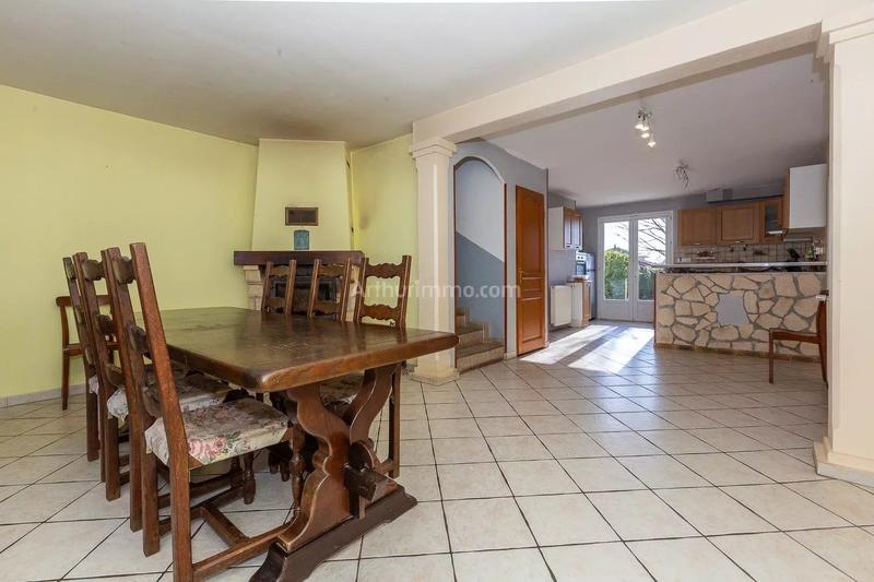 Maison - 135 m² - 6 pièces