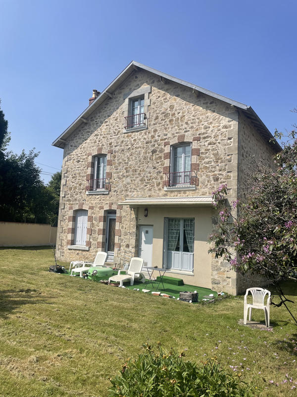 Maison - 157 m² - 5 pièces