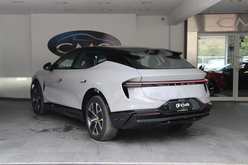 Lotus eletre 450