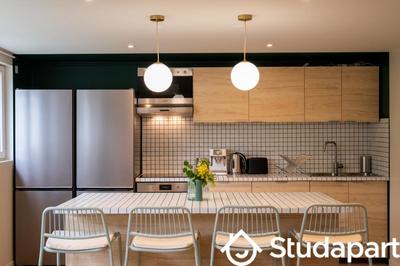 Chambre - 11 m² - 1 pièce