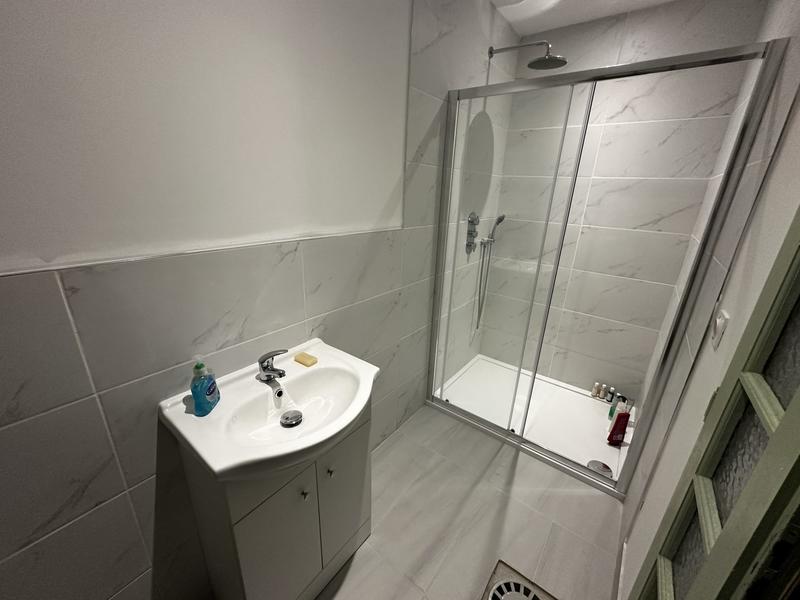 Maison traditionnelle - 271 m² - 12 pièces