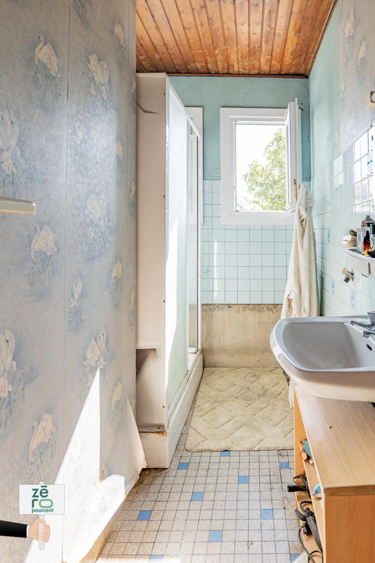 Maison - 98 m² - 5 pièces