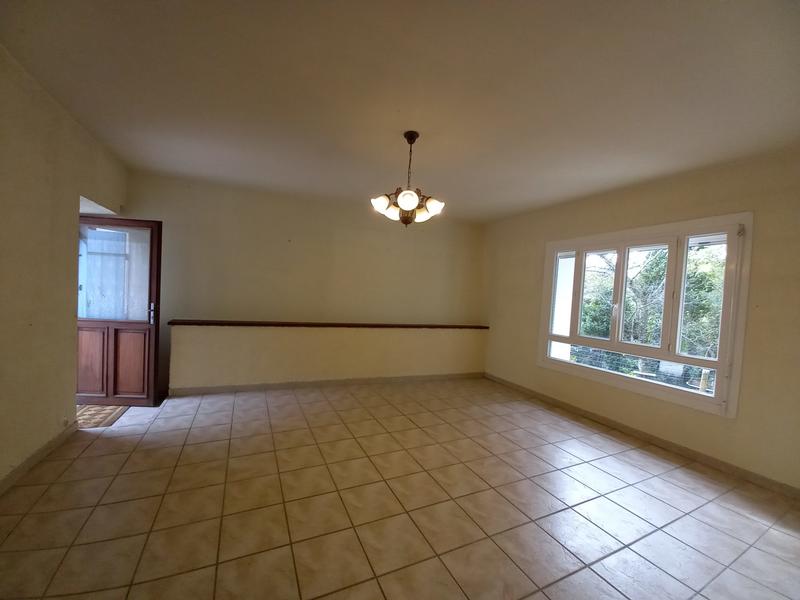 Maison traditionnelle - 215 m² - 8 pièces