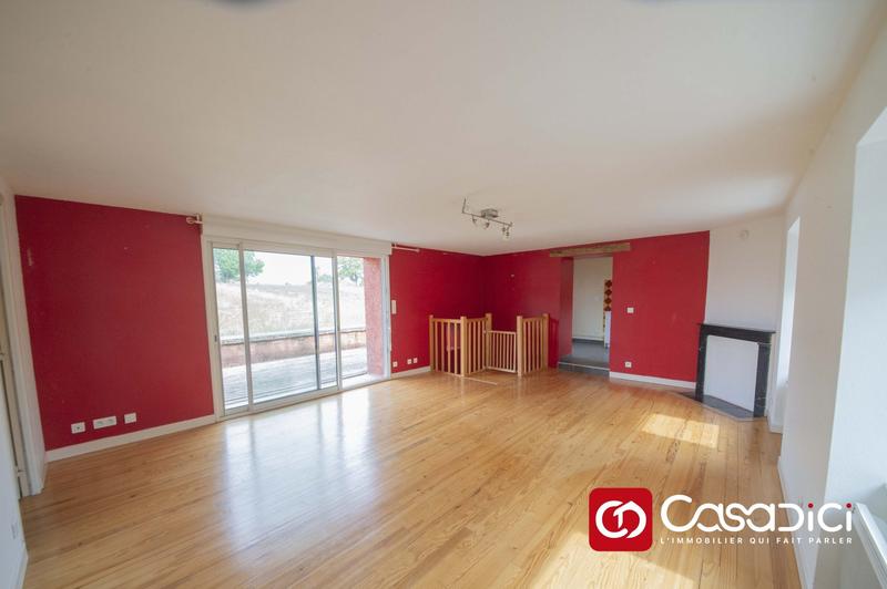 Maison - 96 m² - 5 pièces