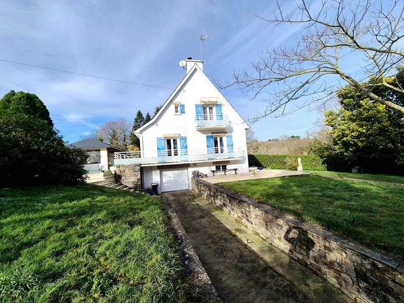 Maison - 162 m² - 6 pièces