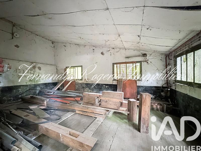 Maison - 196 m² - 8 pièces