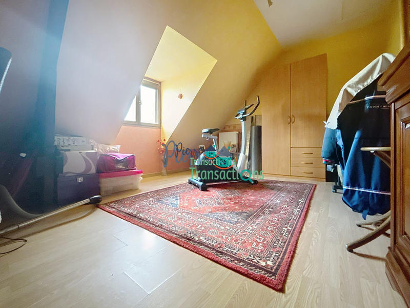 Maison - 104 m² - 5 pièces