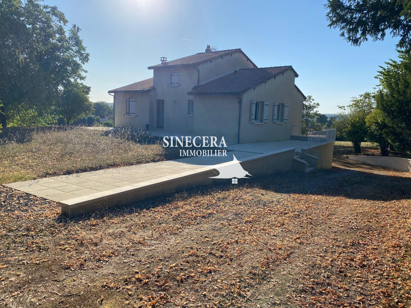 Maison - 98 m² - 5 pièces