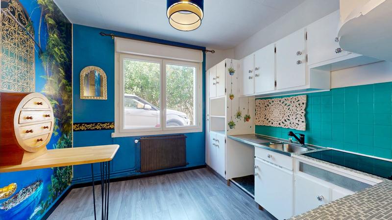 Maison - 182 m² - 8 pièces