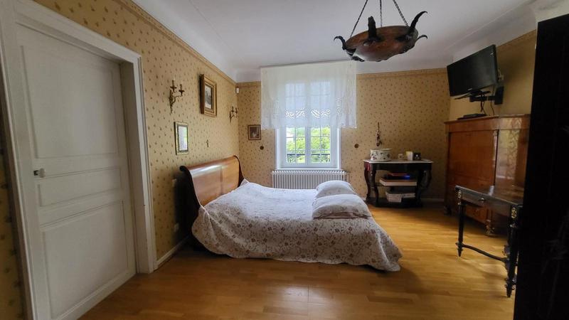 Maison - 508 m² - 16 pièces