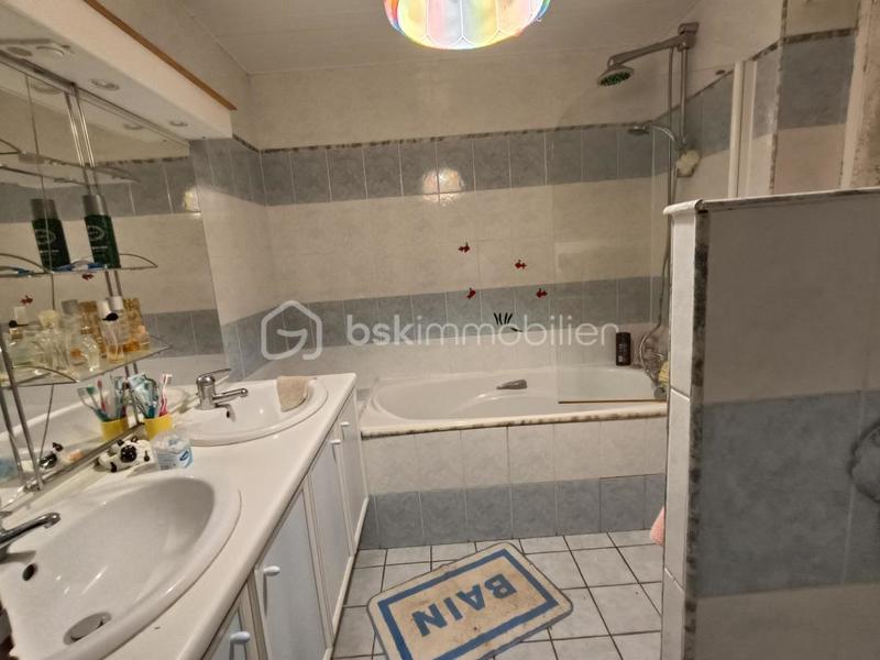 Maison en pierre - 113 m² - 4 pièces