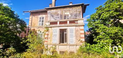 Maison - 470 m² - 20 pièces