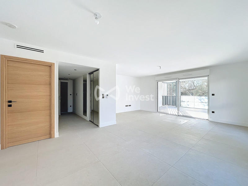 Appartement - 85 m² - 3 pièces