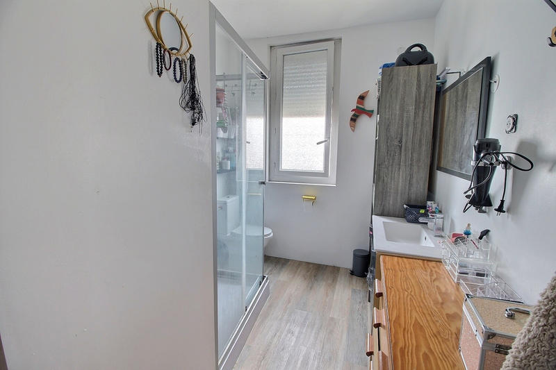 Maison - 121 m² - 5 pièces