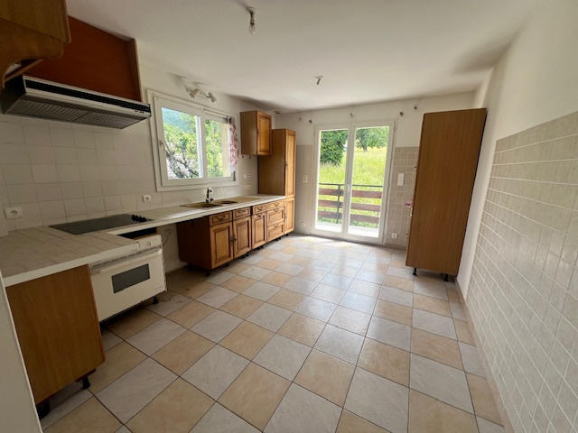 Maison - 130 m² - 6 pièces