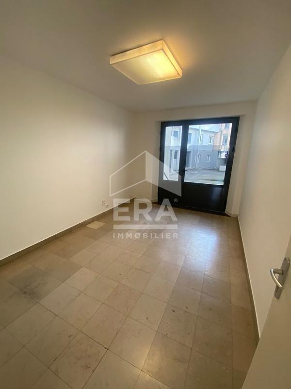 Local commercial - 114 m²