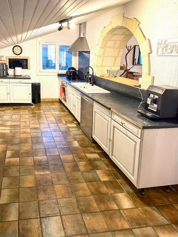 Maison - 190 m² - 6 pièces