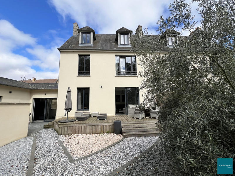 Maison ancienne - 131 m² - 6 pièces