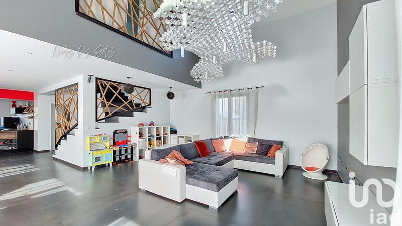 Maison - 170 m² - 5 pièces