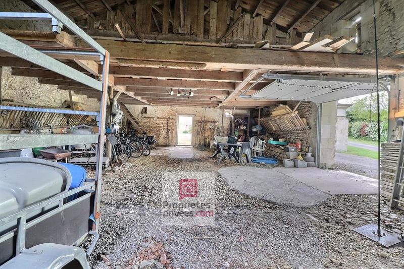 Propriété - 265 m² - 8 pièces