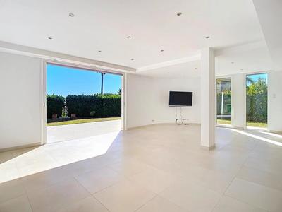 Villa - 195 m² - 7 pièces