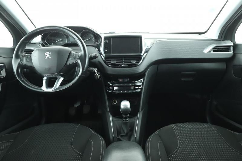 Peugeot 208 1.2 PureTech Allure 5p 110 ch