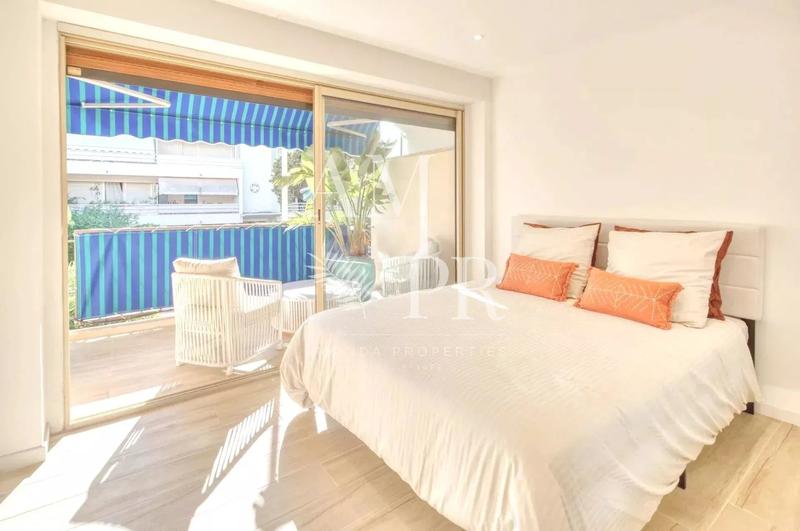 Appartement - 95 m² - 4 pièces