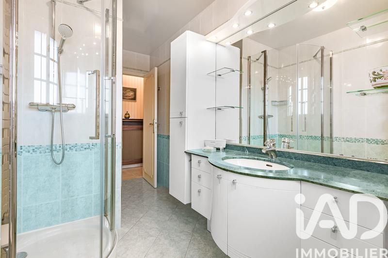 Maison - 148 m² - 7 pièces