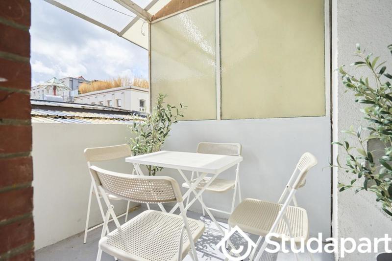 Chambre - 10 m² - 1 pièce