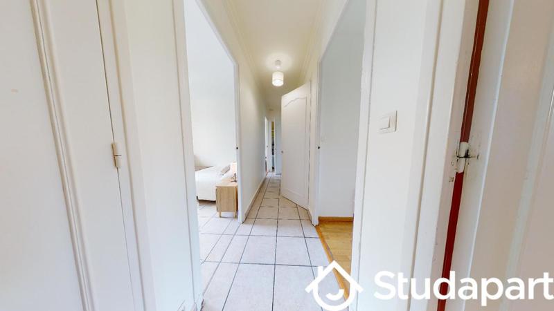 Chambre - 9 m² - 1 pièce