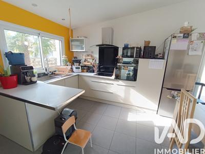 Maison - 75 m² - 4 pièces