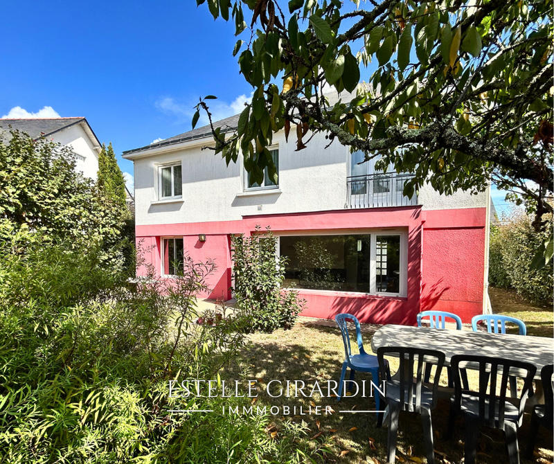 Maison - 152 m² - 7 pièces